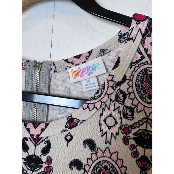 LuLaRoe Amelia Dress XL Aztec Stretch Short Sleeve Cream Pockets - Picture 2 of 6